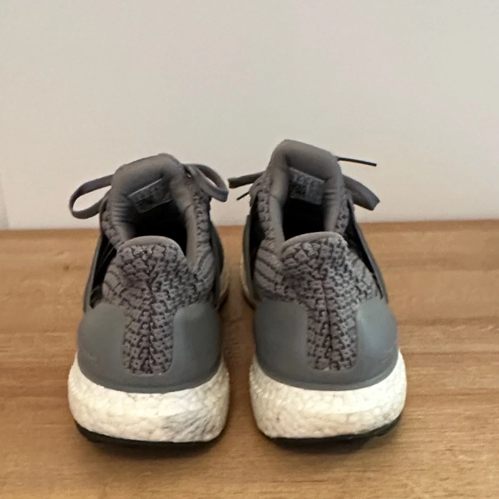 LIKE NEW Ultraboost Adidas Men's Gray Running Shoes - Picture 4 of 7